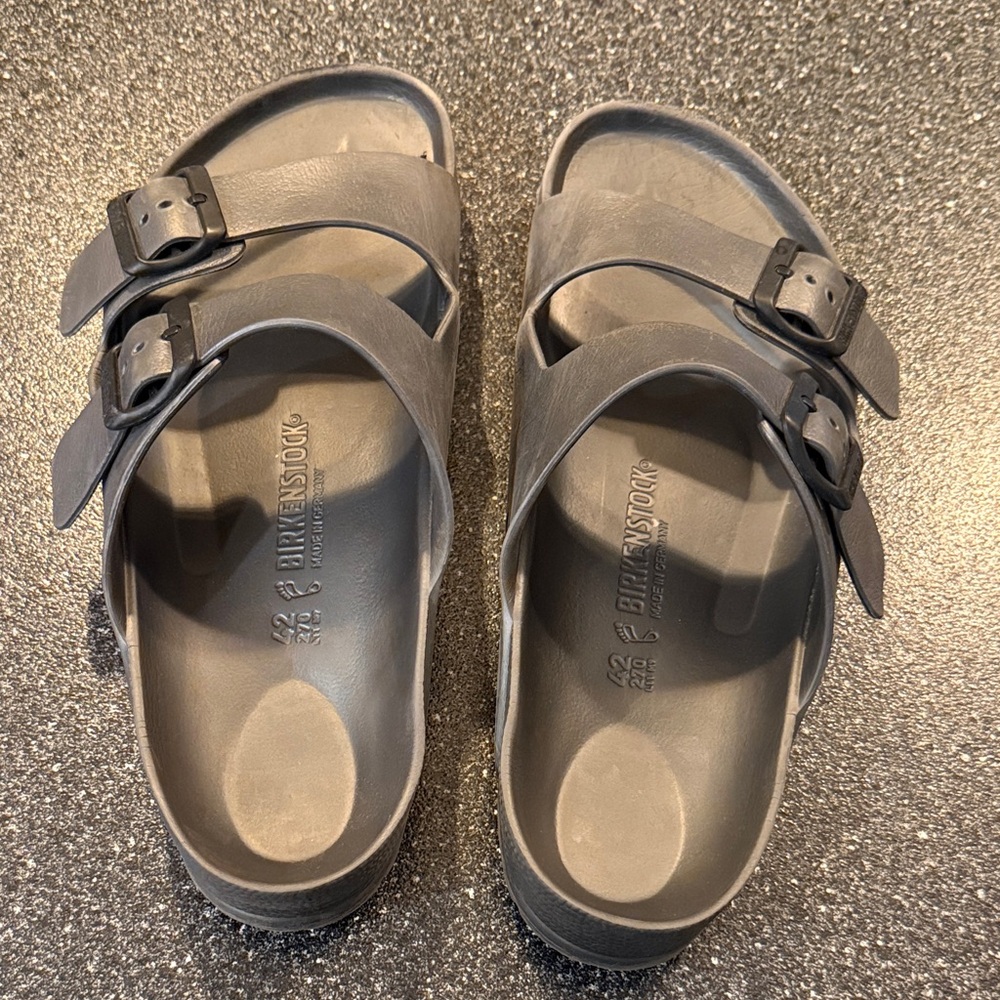 Birkenstock Metallic Silver Double Strap Slide - size 11 - Picture 3 of 6